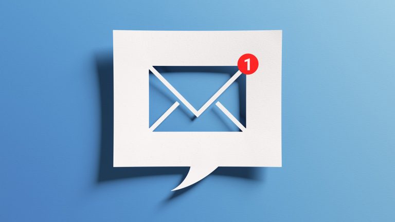 An image showing new email having arrived...