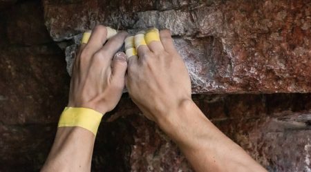 How crisis leaders can deal with feelings of panic: lessons from extreme climbing Crisis management lessons from extreme climbing.