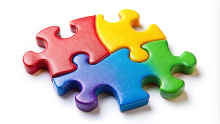 New report looks at ‘integrated assurance’: breaking down silos within risk management and assurance functions Integrated jigsaw pieces show the concept.